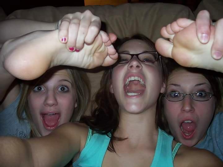 25P Feet from facebook