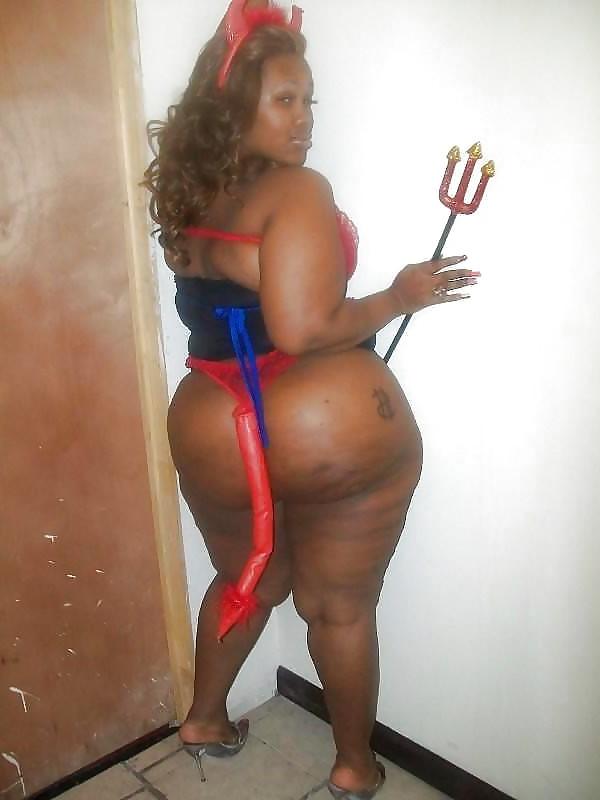 25P BIG ASS BBW