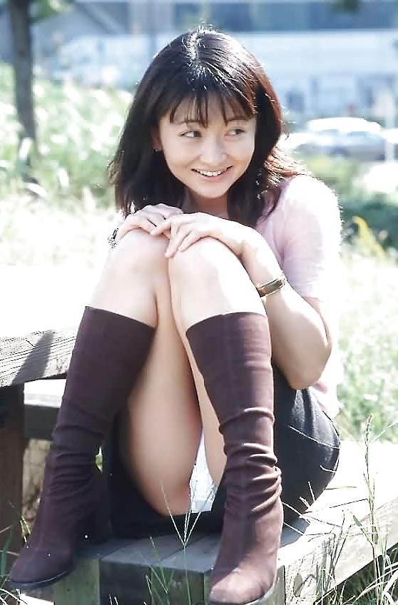 25P Hotlegs-asian girls mix