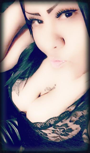 25P Thick bbw latina cleavage