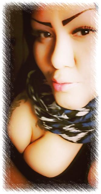 25P Thick bbw latina cleavage