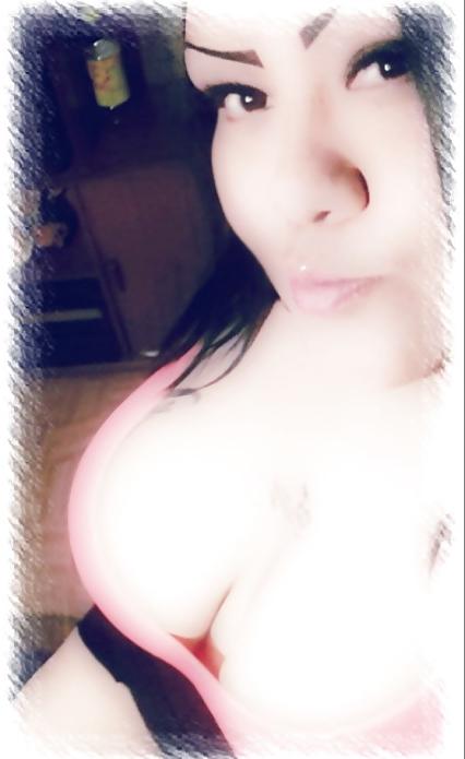 25P Thick bbw latina cleavage