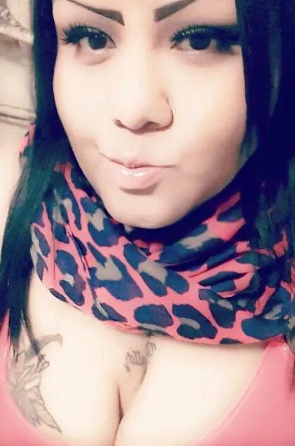 25P Thick bbw latina cleavage