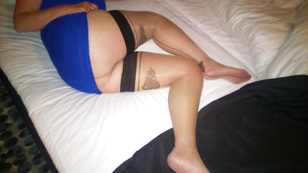 25P Sexy stockings at hotel and in public