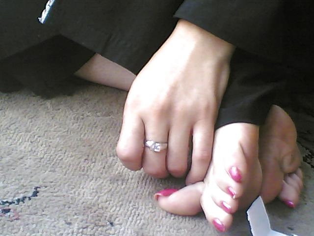 25P Iran foot fetish