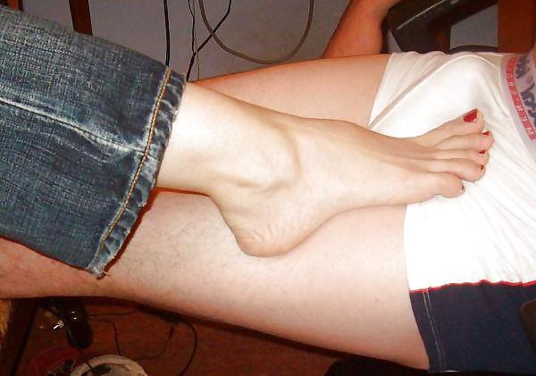 25P Iran foot fetish