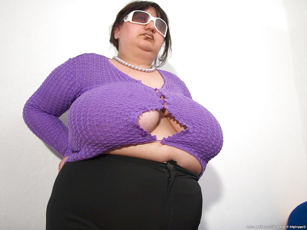 25P Yeva - Huge Tit BBW part-1