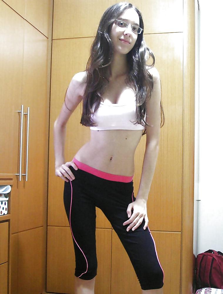 25P Nerd girls 01 - FG9