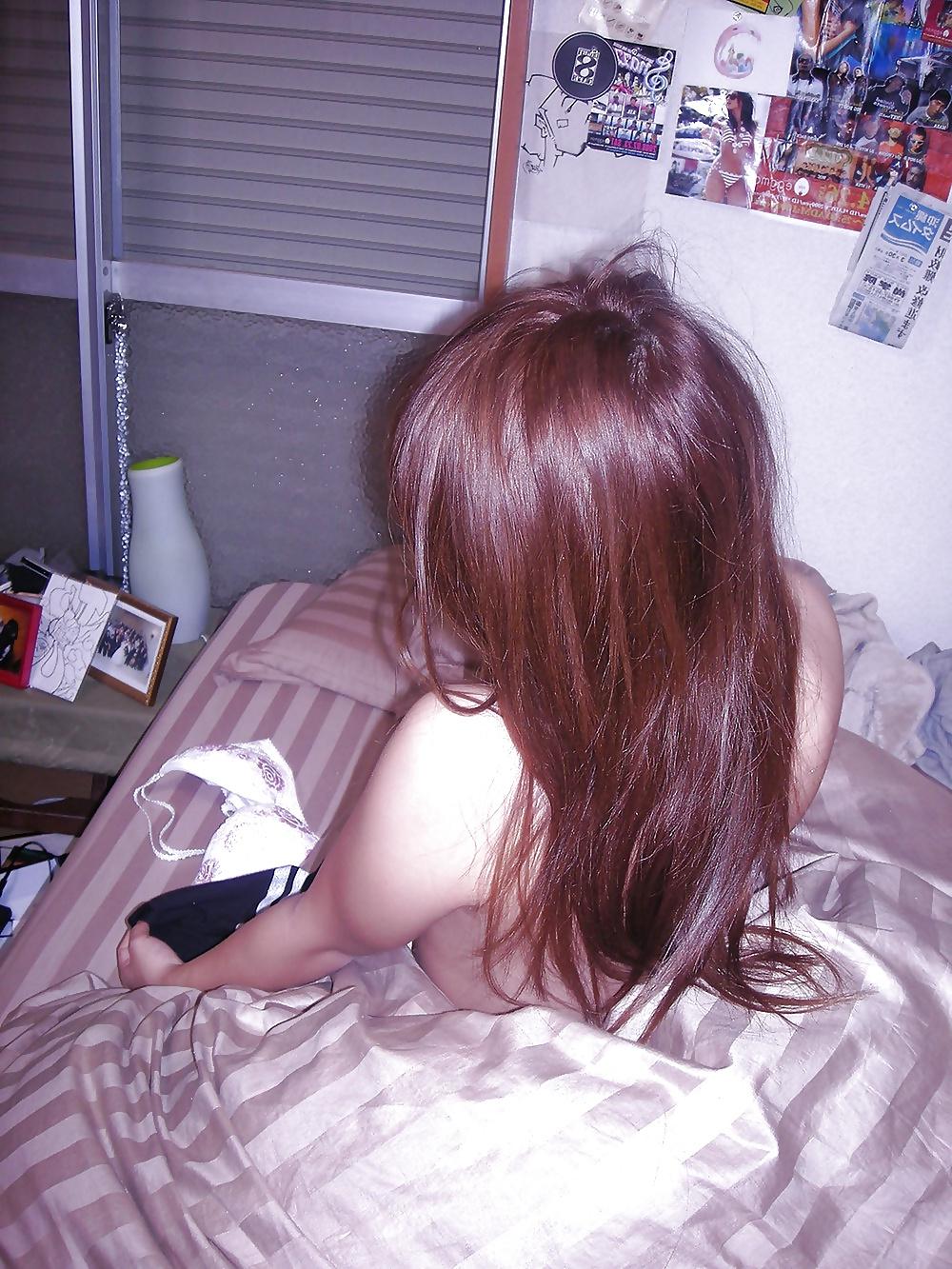 25P The most famous girls on the net 12