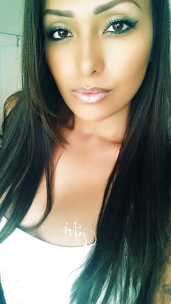 24P Gorgeous fit latina