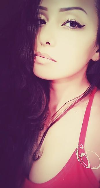 24P Gorgeous fit latina