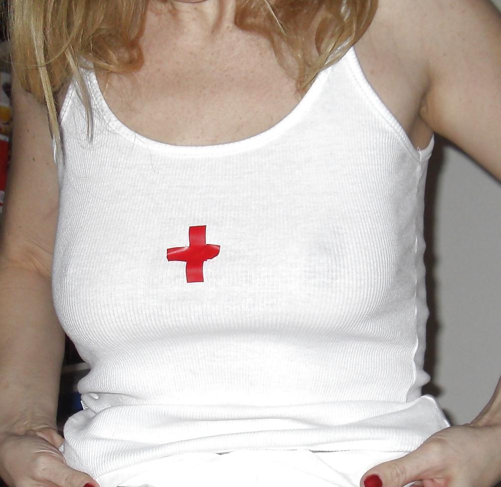 25P Mature GF upskirt stockings downblouse cleavage pokies