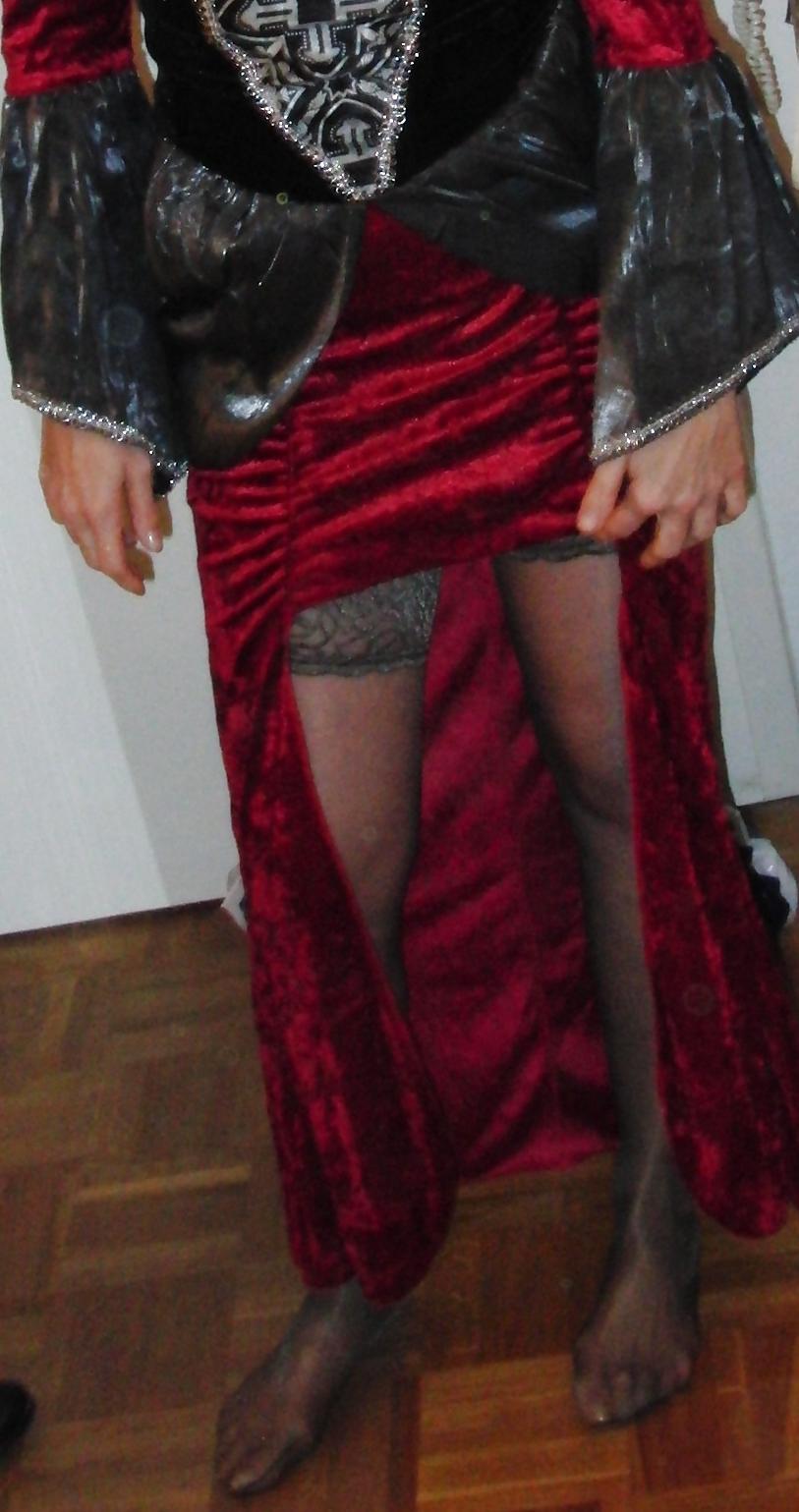 25P Mature GF upskirt stockings downblouse cleavage pokies