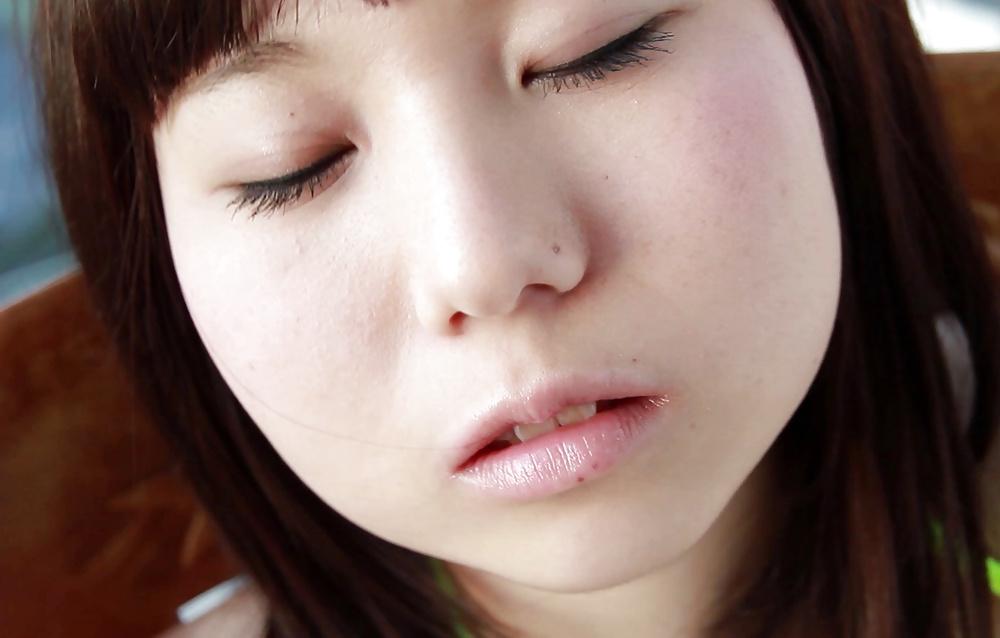 25P Young Asian Teens