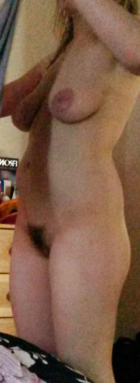 16P Girlfriend naked after shower