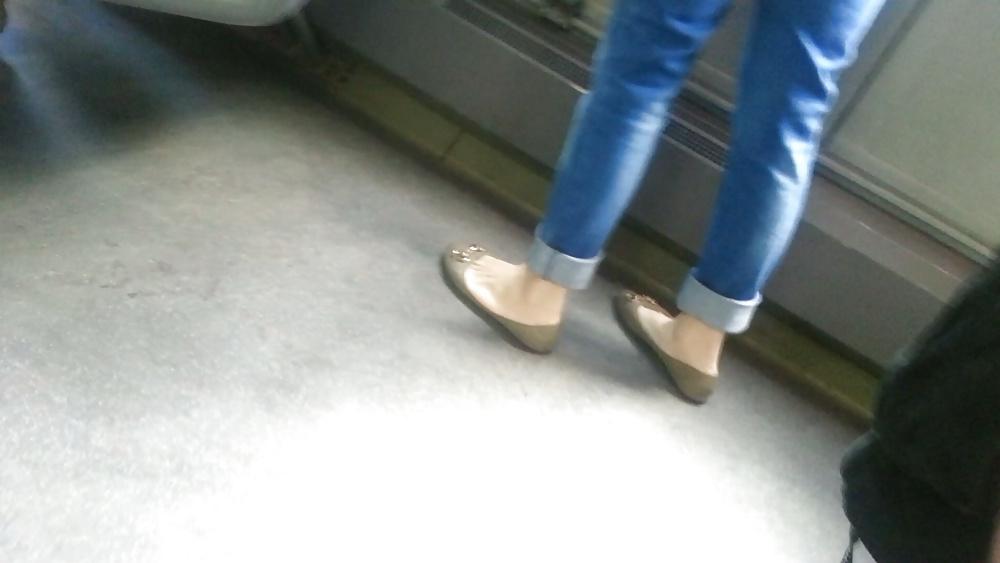 25P Spy feet, legs and skirt romanian