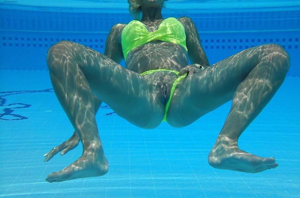 11P Unterwasser Underwater
