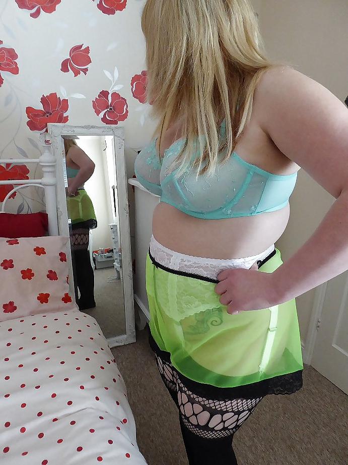 22P Retro Lingerie