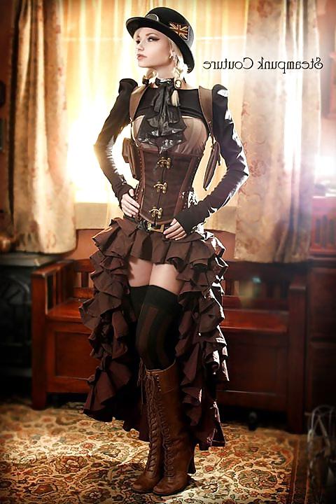 25P Leather & Lace
