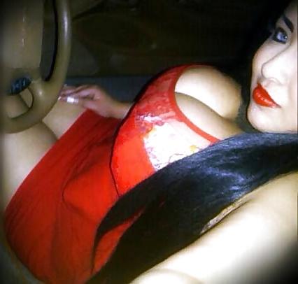 12P Huge latia cleavage