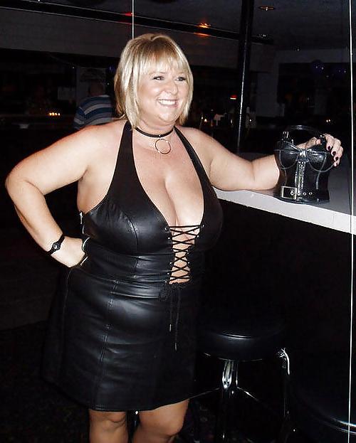 25P Bbw in latex,pvc,shiny .... 6