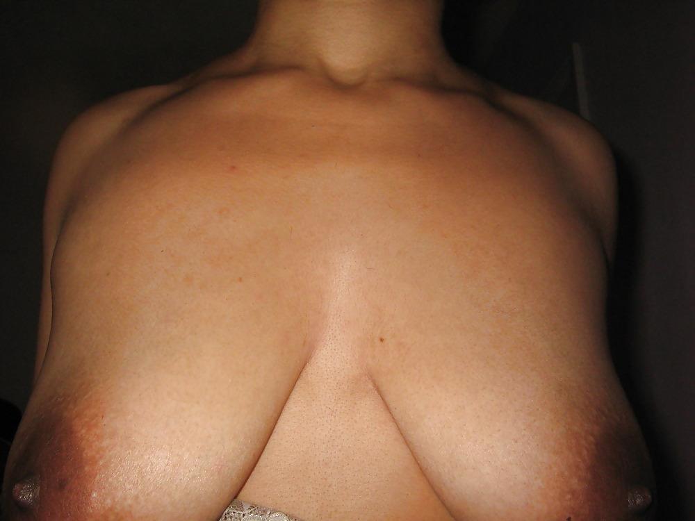 25P Black shved pussy creampied