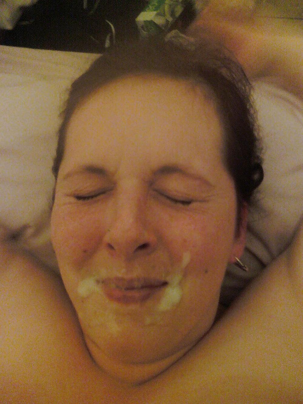 25P Bbw big tit wife Amy sucks cock to facial