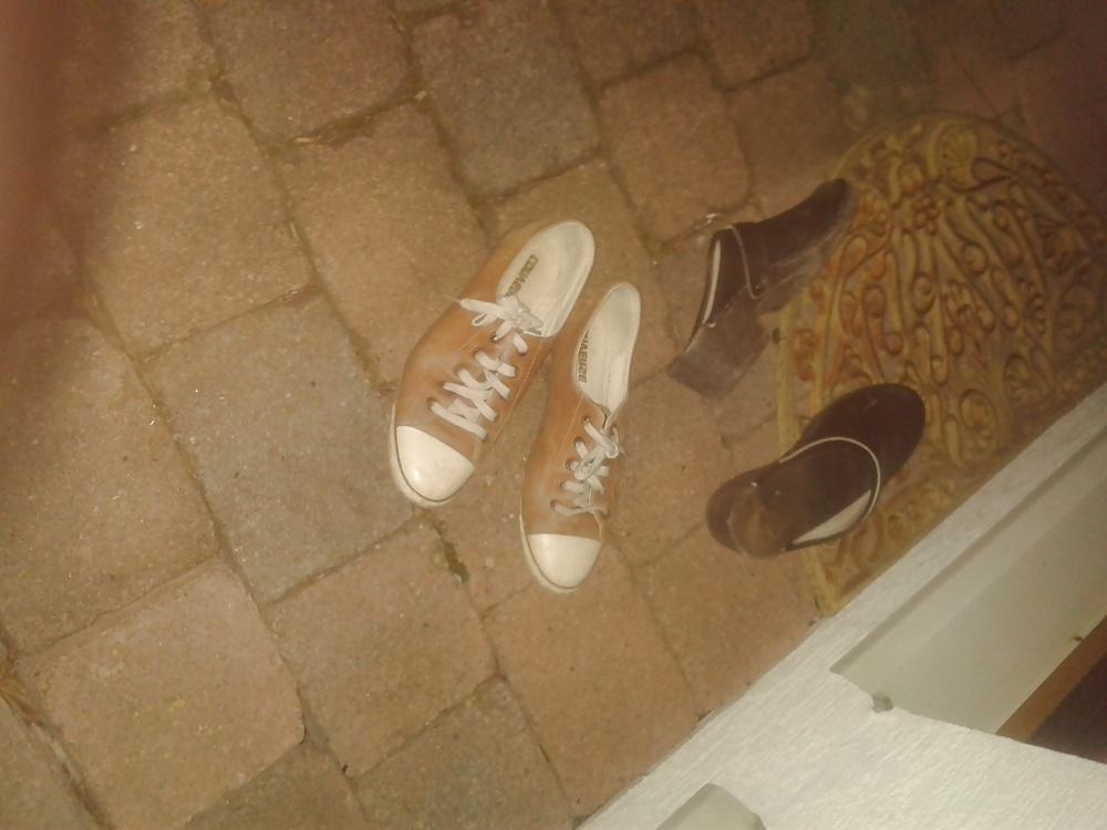 12P The stolen shoes of my neighbor