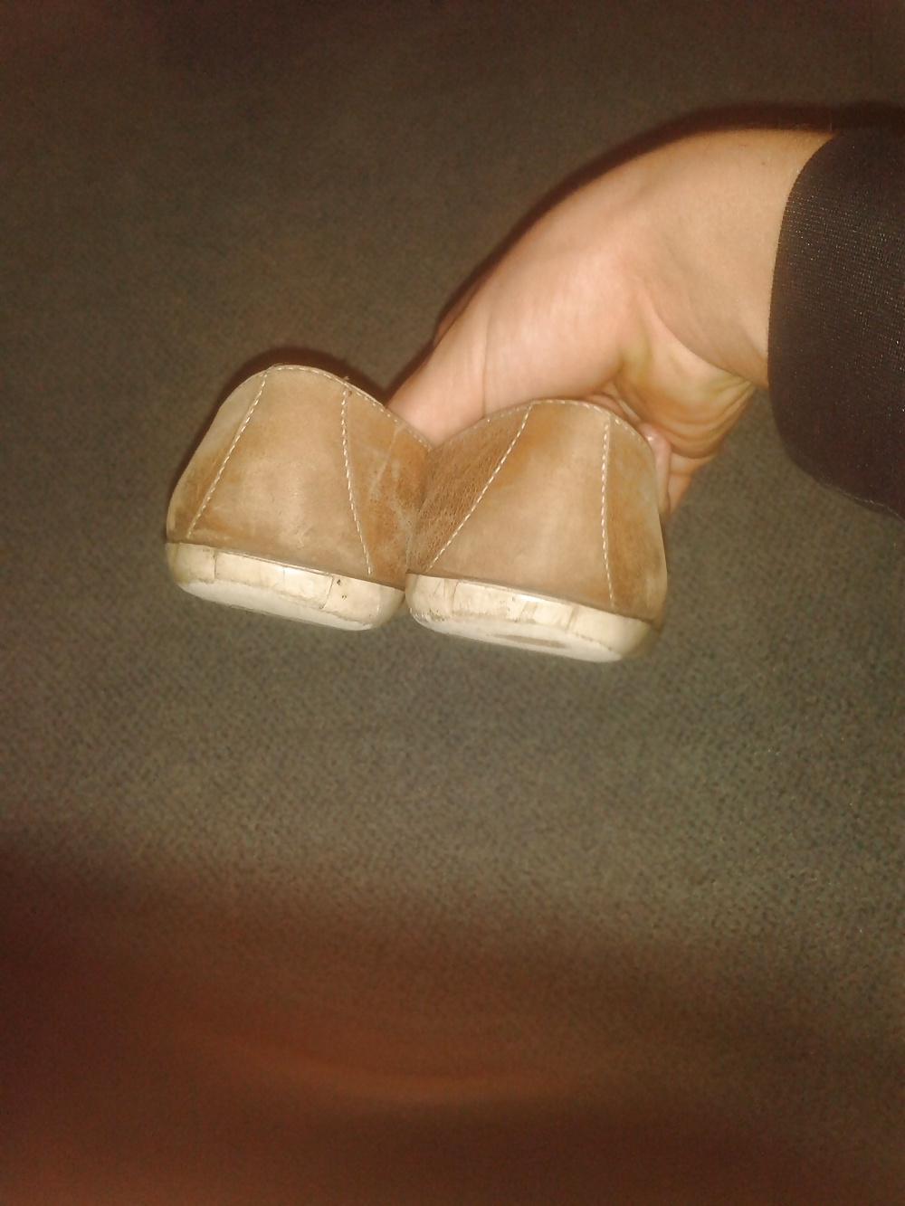 12P The stolen shoes of my neighbor