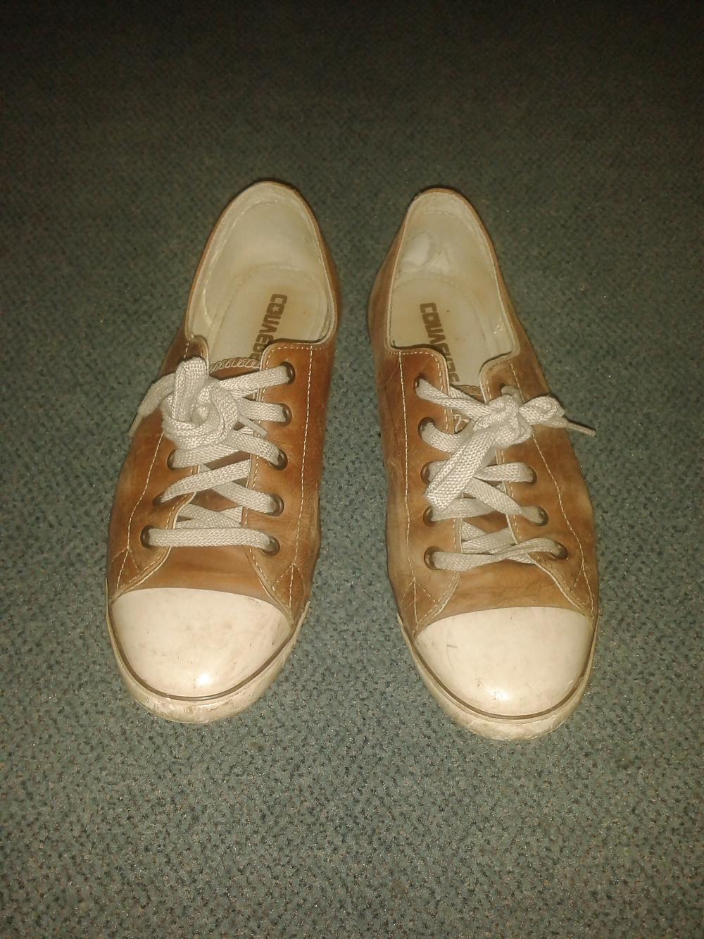 12P The stolen shoes of my neighbor