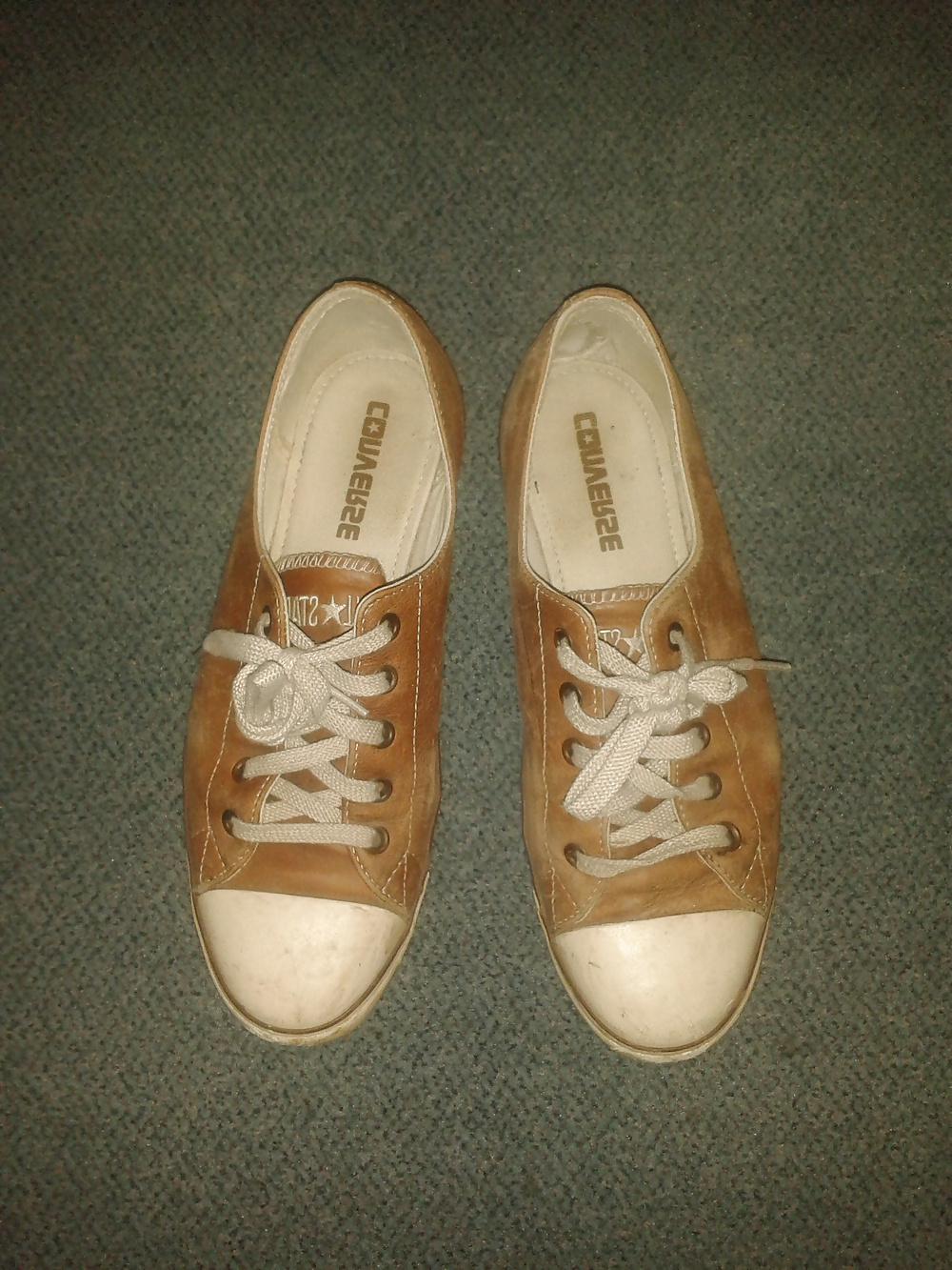 12P The stolen shoes of my neighbor