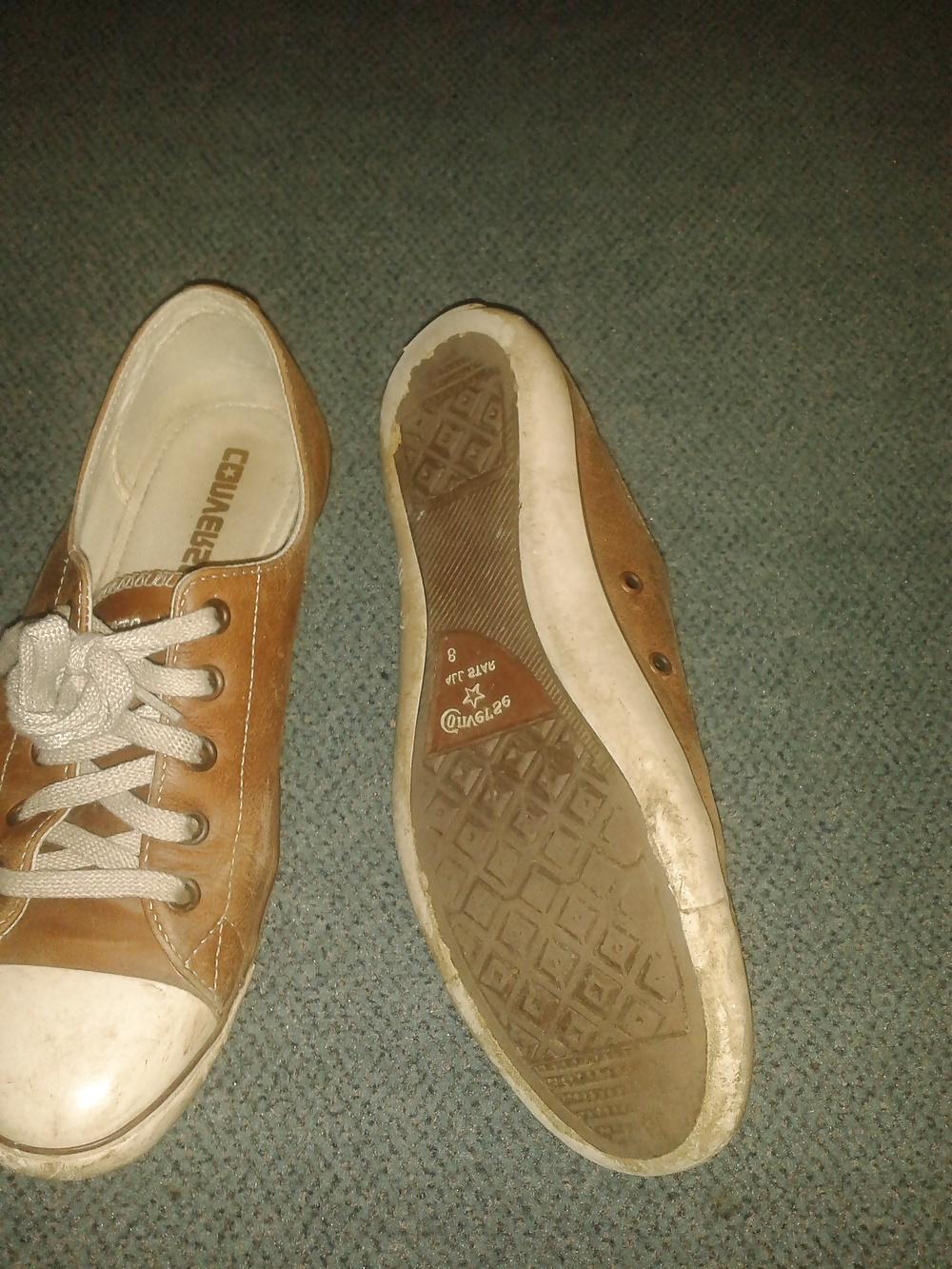 12P The stolen shoes of my neighbor