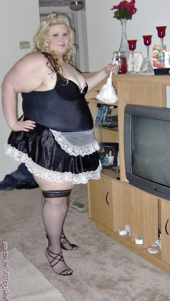 25P BBW wearing stockings