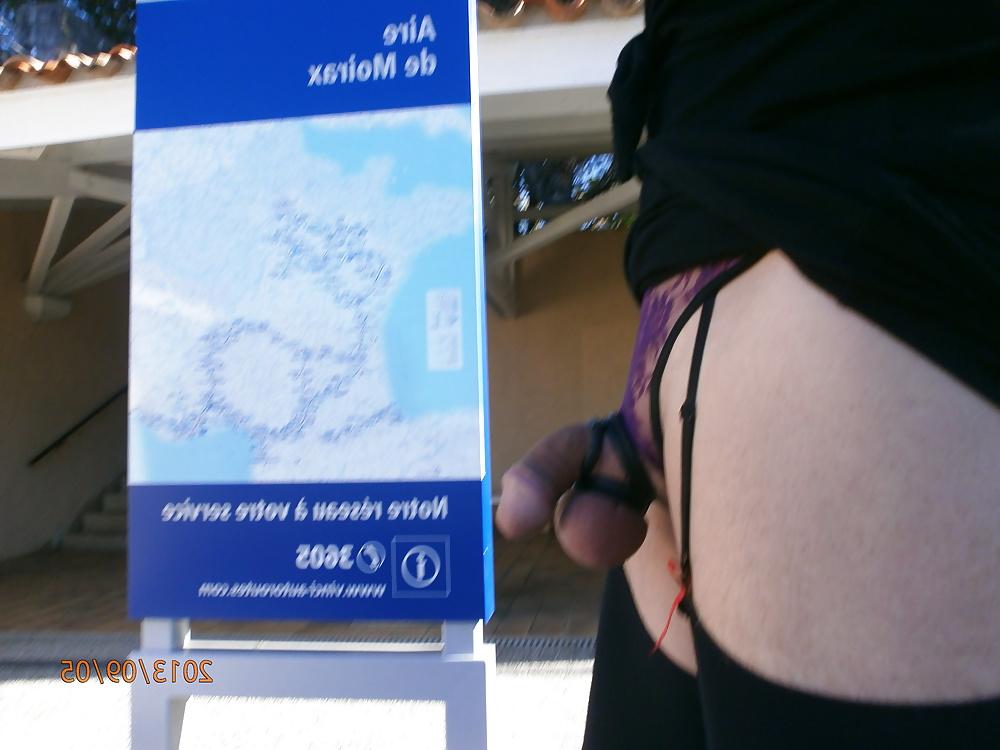 15P Ma queue sexe outdoor exhib in public