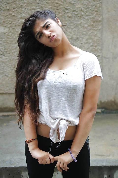 7P Turkish brunette teen girl CENNET! How would you fuck her?