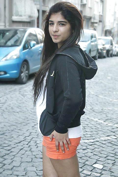7P Turkish brunette teen girl CENNET! How would you fuck her?