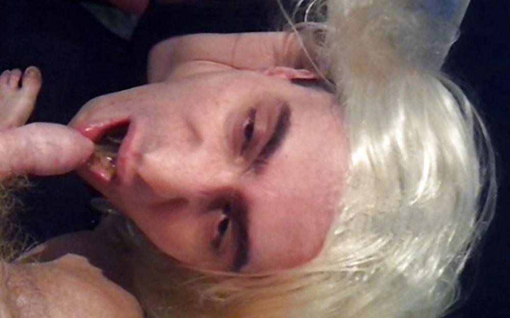 14P Ugly faggot alleen voor 80+ kerels
