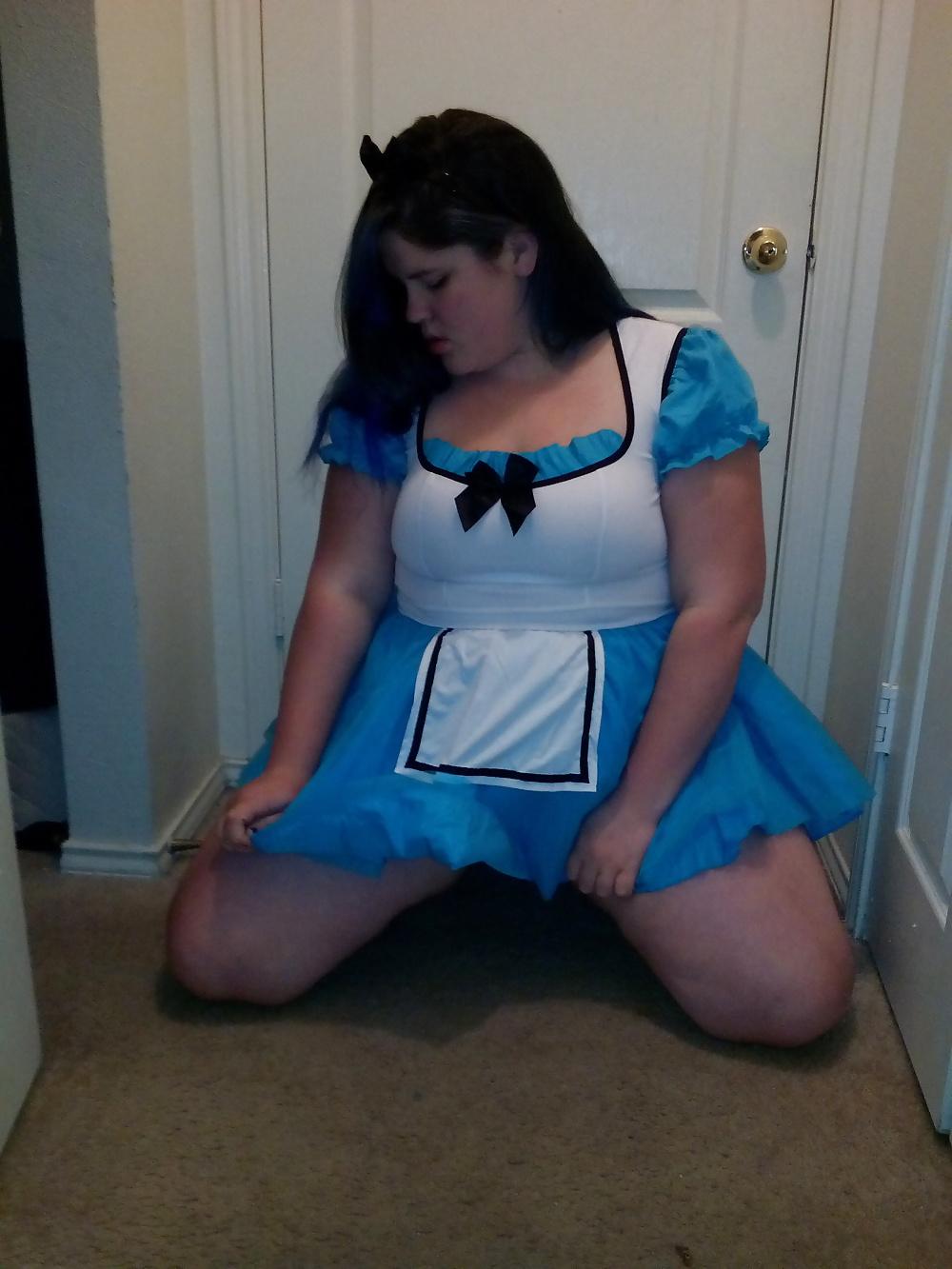 25P SEXY BBW nerd dresses up ALOT
