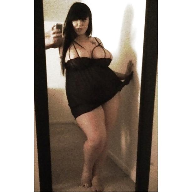 25P CHUBBY BOMBSHELLS BUSTY BBW