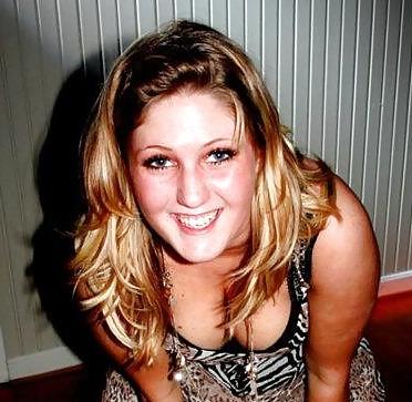 25P Danish teens & women-165-166-nude cleavage breasts touched 