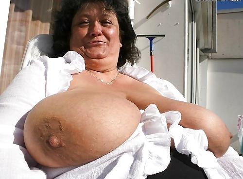 25P AMATEUR MATURES GRANNIES BBW BIG BOOBS BIG ASS 17