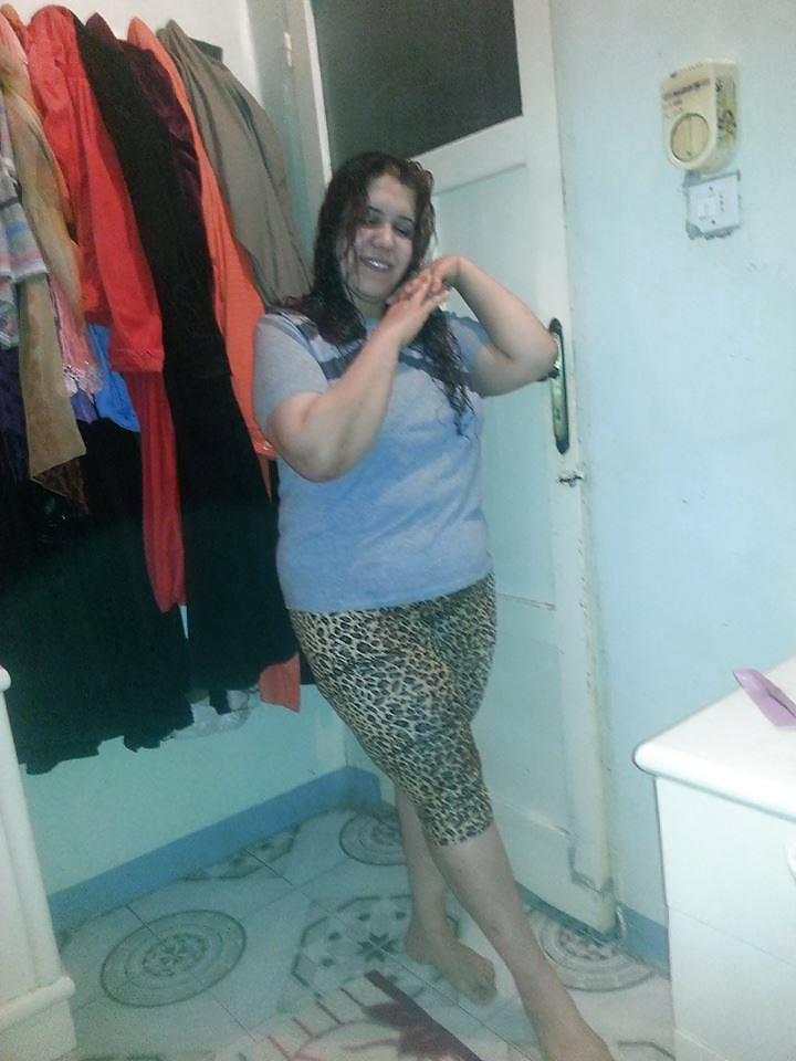 14P NEW ARAB BBW