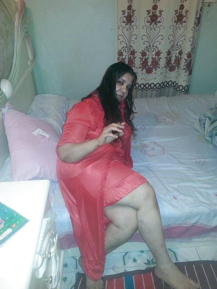 14P NEW ARAB BBW