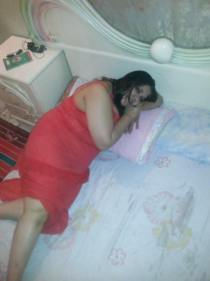 14P NEW ARAB BBW