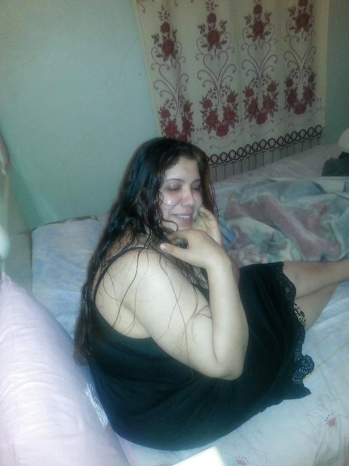 14P NEW ARAB BBW