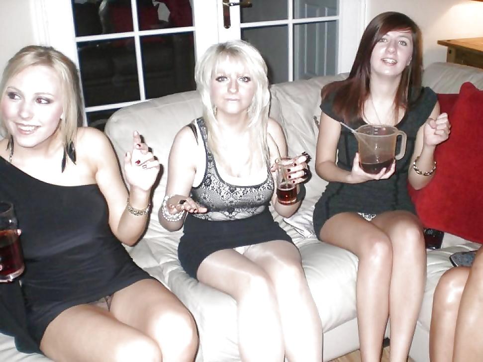25P Naughty Wives and Amateurs 27
