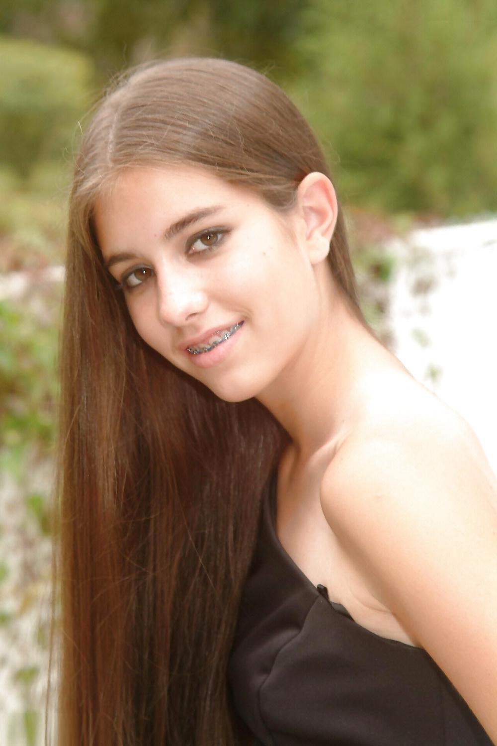 10P Beautiful Teen With Insanely Long Hair - 03