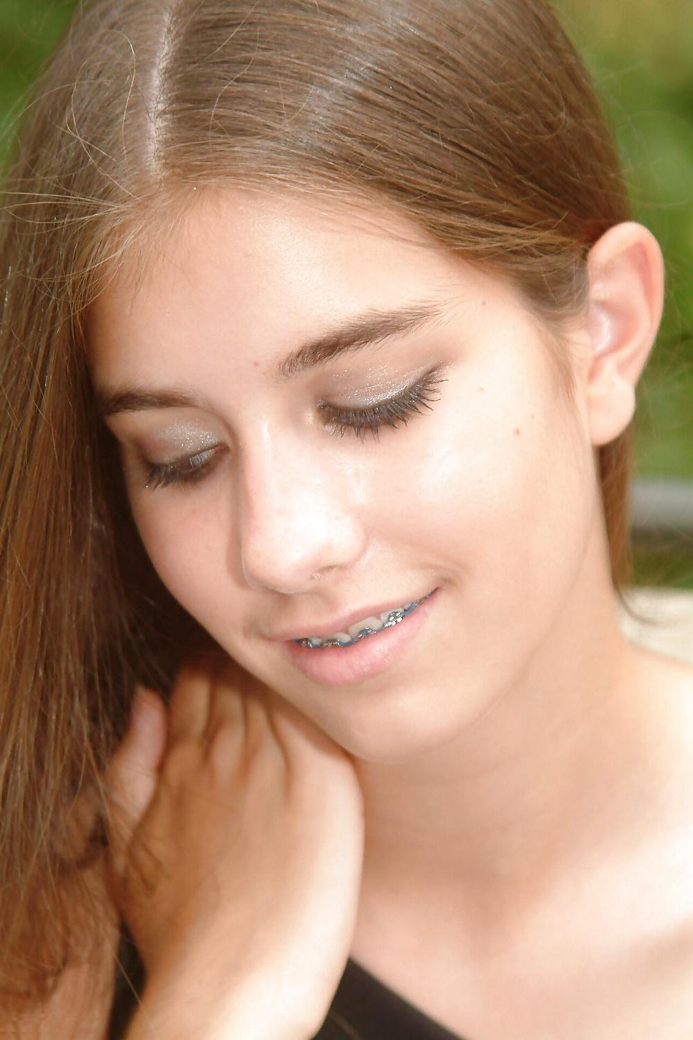 10P Beautiful Teen With Insanely Long Hair - 03