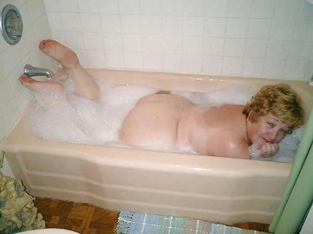 10P Older BBW Wife and Granny
