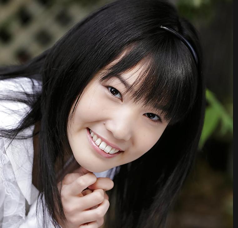 25P Asian Sweethearts - Yui Kasugano